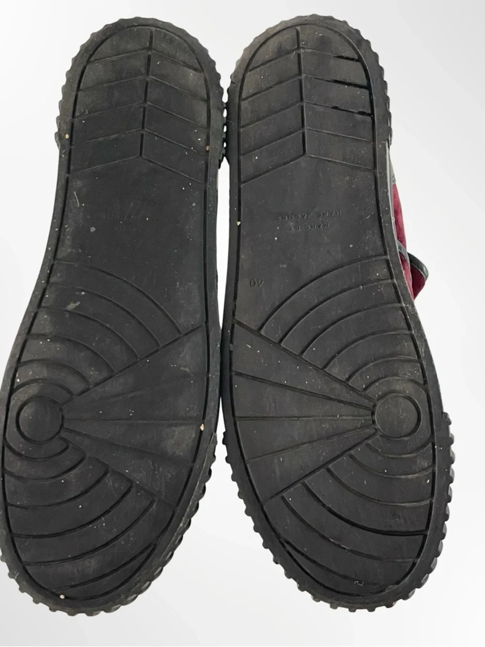 Marc By Marc Jacobs Men's Burgundy Suede Chukka Boots in 40